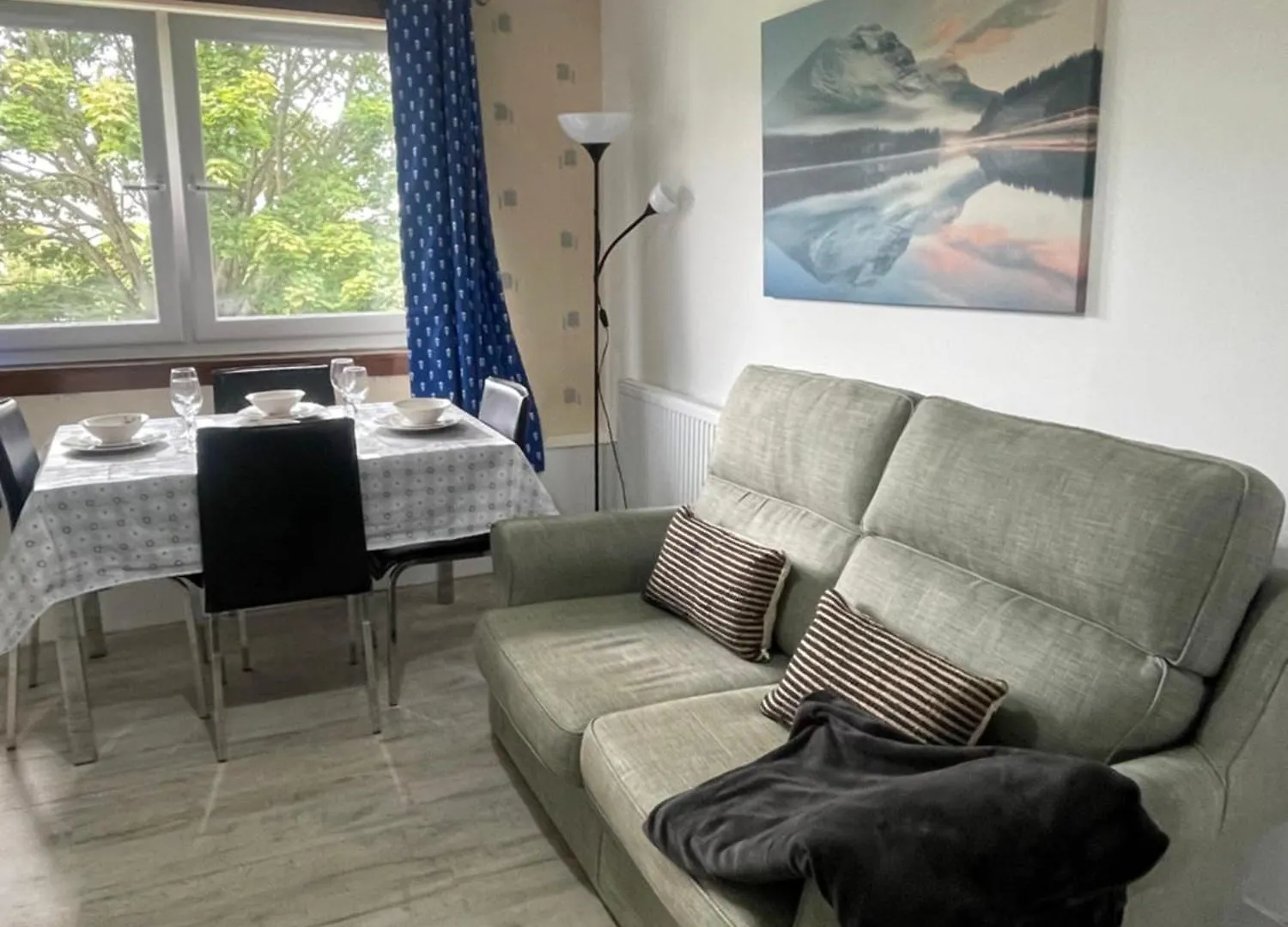 Apartamento 3 Bed Serviced Accommodation With Free Parking & Tram Stop, 10 Minutes From Airport And Center Edimburgo Reino Unido